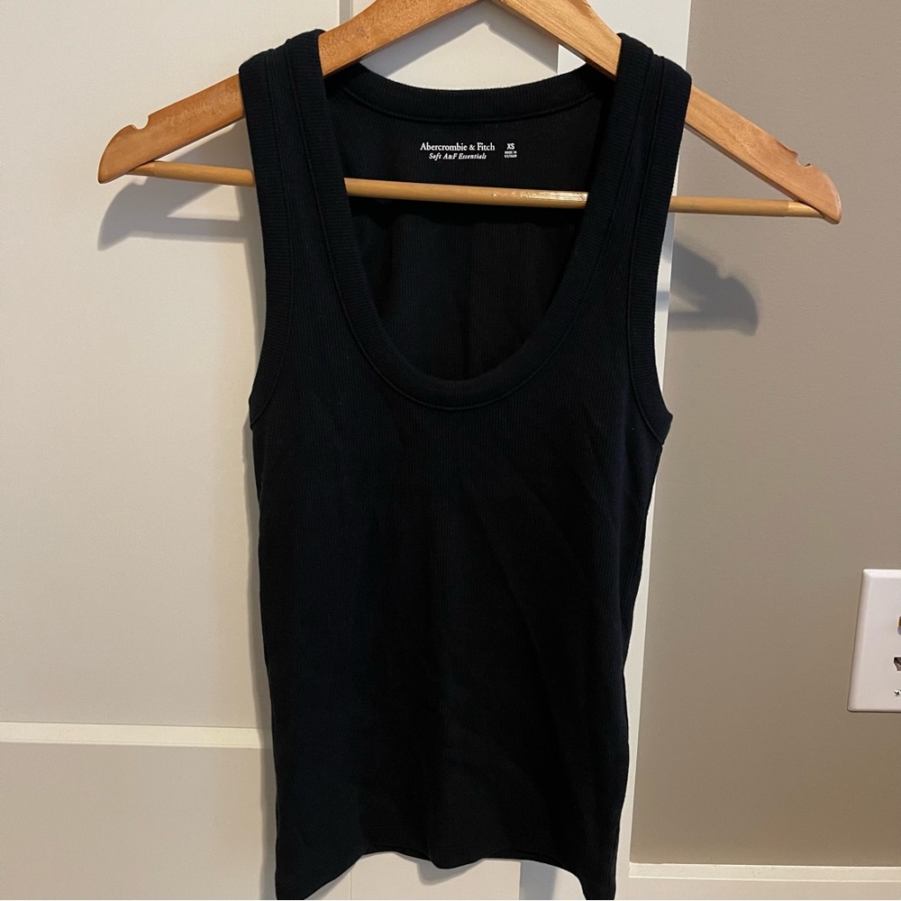 Abercrombie & Fitch Essential Rib Tuckable Scoopneck Tank